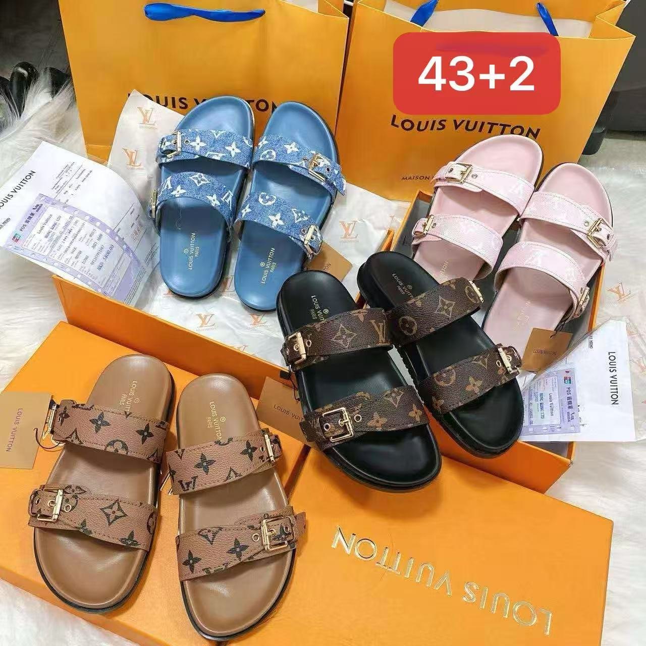 Ladies slippers